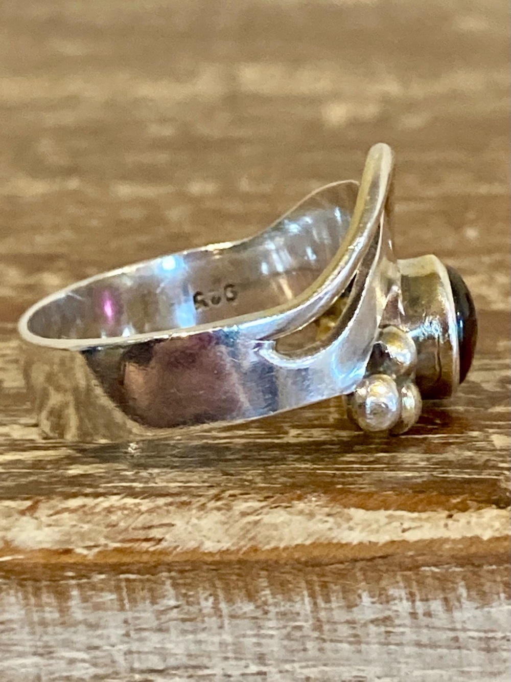 Sterling Silver & Gold‑Tone Purple Cabochon Ring • Size 8.5 • Modernist Grapes - Picture 12 of 17